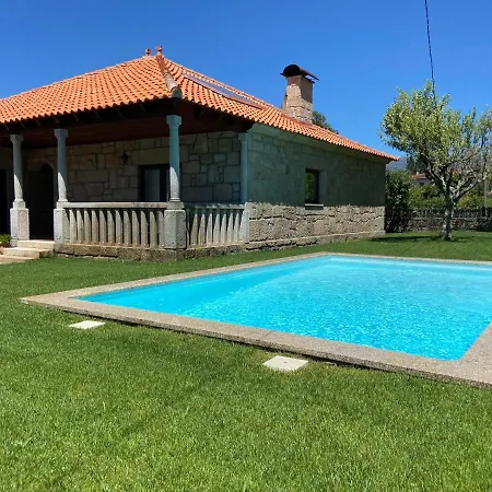 Giesteira's House Casa de Férias *